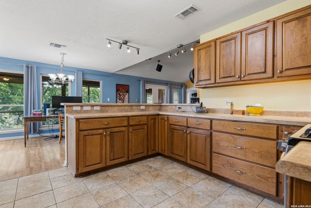 150 PLATTEN CREEK RD, Boerne, TX 78006