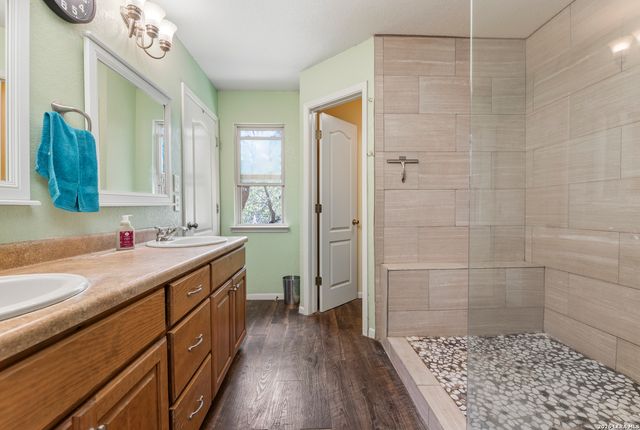 150 PLATTEN CREEK RD, Boerne, TX 78006