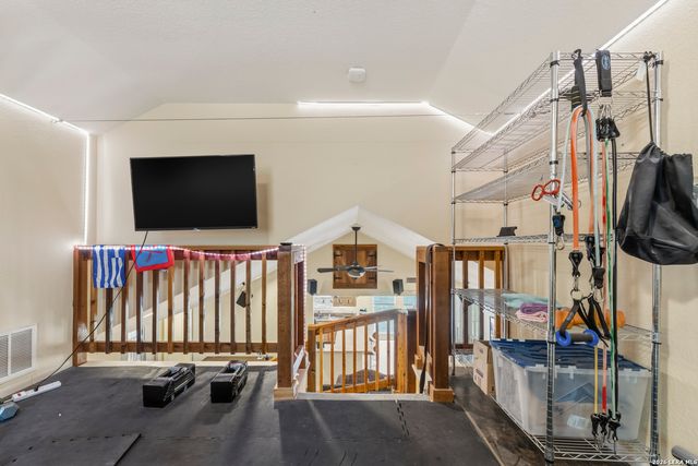 150 PLATTEN CREEK RD, Boerne, TX 78006