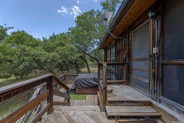 150 PLATTEN CREEK RD, Boerne, TX 78006