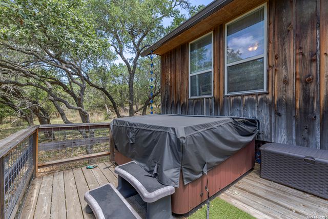 150 PLATTEN CREEK RD, Boerne, TX 78006