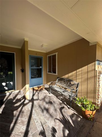 16522 Diana Lane, Houston, TX 77062