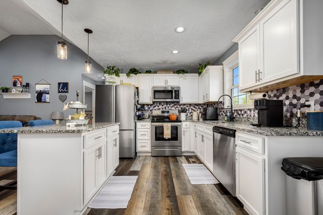 181 Hendon Memorial Rd, Shelbyville, TN 37160