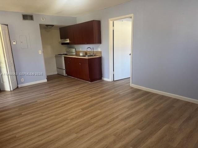 2046 NW 43rd Ter 8, Lauderhill, FL 33313