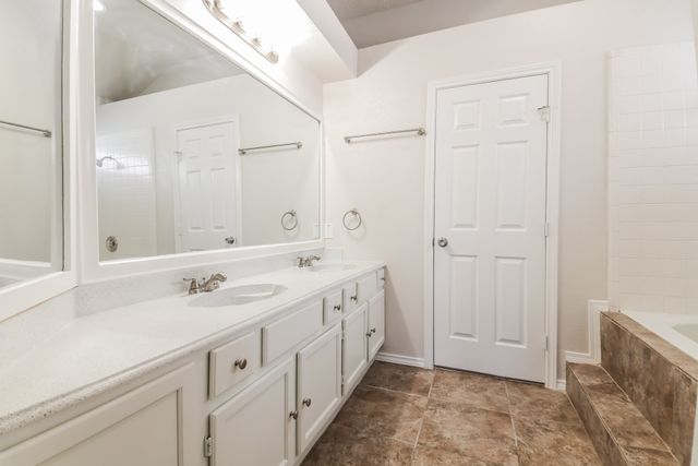 3209 Auburn Drive, Rowlett, TX 75088