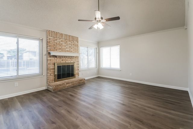 3209 Auburn Drive, Rowlett, TX 75088