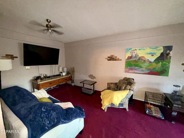 342 Barrel Cactus Drive, Horizon City, TX 79928