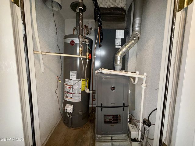 342 Barrel Cactus Drive, Horizon City, TX 79928