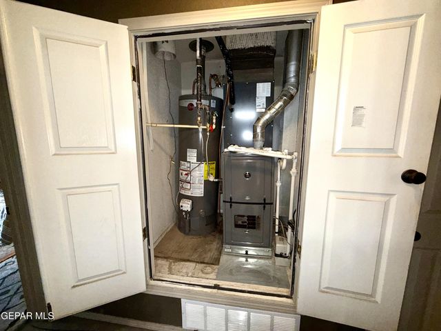 342 Barrel Cactus Drive, Horizon City, TX 79928