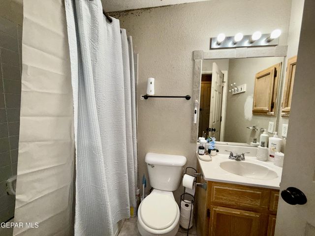 342 Barrel Cactus Drive, Horizon City, TX 79928