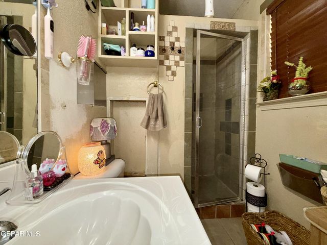 342 Barrel Cactus Drive, Horizon City, TX 79928