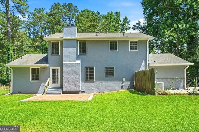 211 Pioneer Trail, Marietta, GA 30068