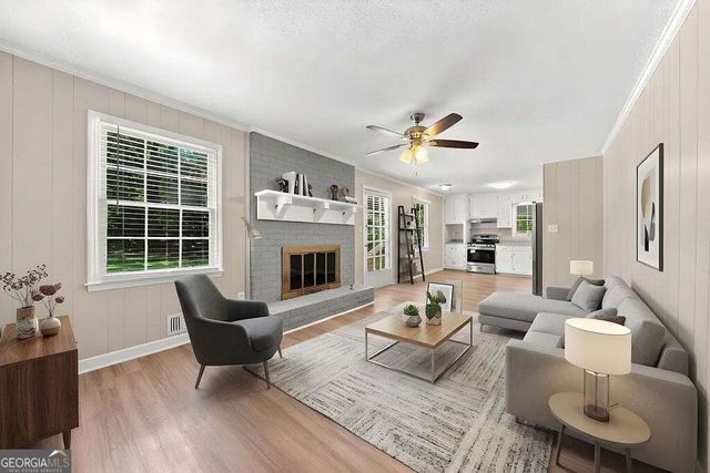 211 Pioneer Trail, Marietta, GA 30068