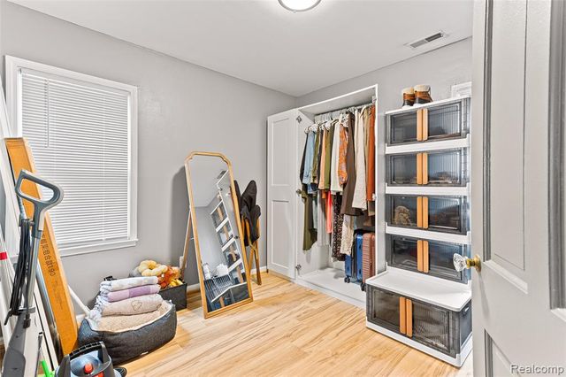 2328 Guthrie Avenue, Royal Oak, MI 48067