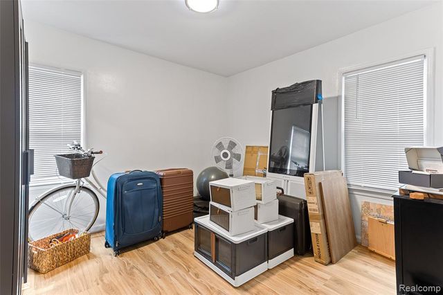 2328 Guthrie Avenue, Royal Oak, MI 48067