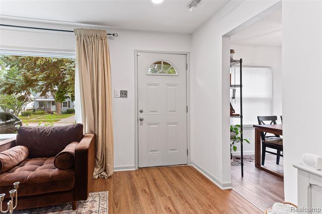 2328 Guthrie Avenue, Royal Oak, MI 48067