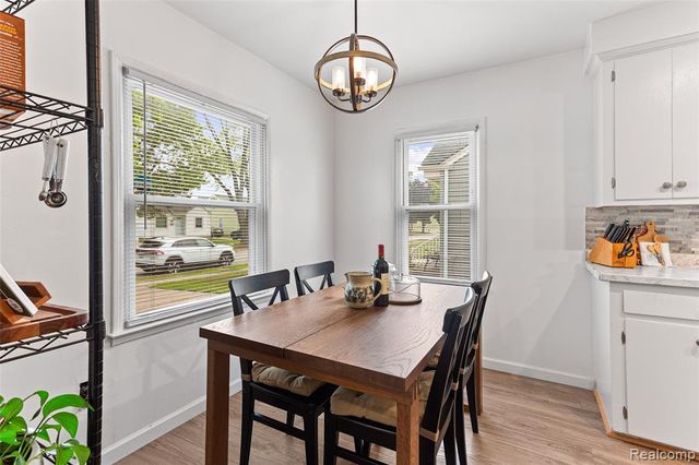 2328 Guthrie Avenue, Royal Oak, MI 48067