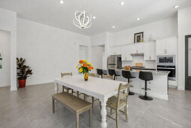 16022 Tangled Vine Lane, Conroe, TX 77302