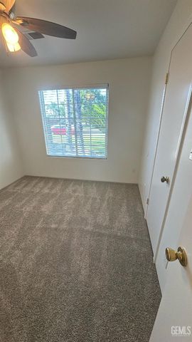 6013 Ragusa Lane, Bakersfield, CA 93308