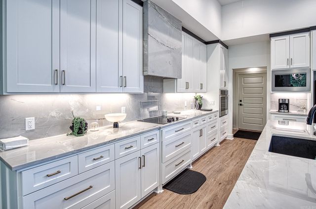 41 Linares Lane, Hot Springs Village, AR 71909