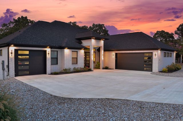 41 Linares Lane, Hot Springs Village, AR 71909