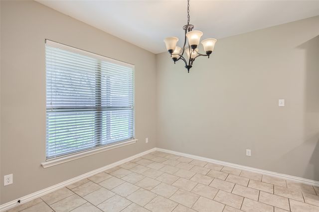 204 W Patton Avenue, Alvarado, TX 76009