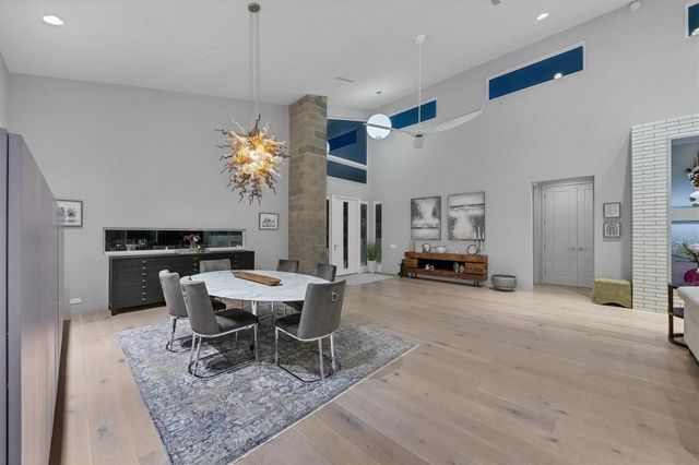 1556 EASTBROOK DRIVE, Sarasota, FL 34231