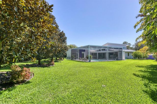 1556 EASTBROOK DRIVE, Sarasota, FL 34231