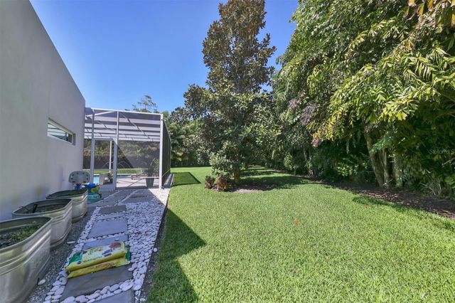 1556 EASTBROOK DRIVE, Sarasota, FL 34231
