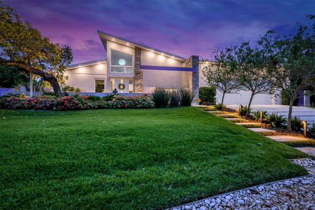 1556 EASTBROOK DRIVE, Sarasota, FL 34231