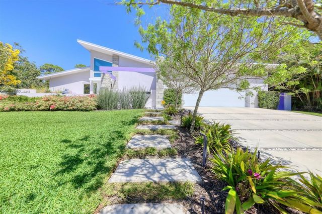 1556 EASTBROOK DRIVE, Sarasota, FL 34231
