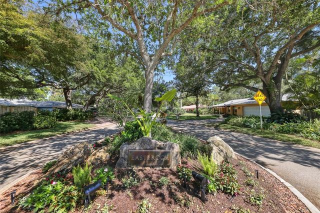 1556 EASTBROOK DRIVE, Sarasota, FL 34231