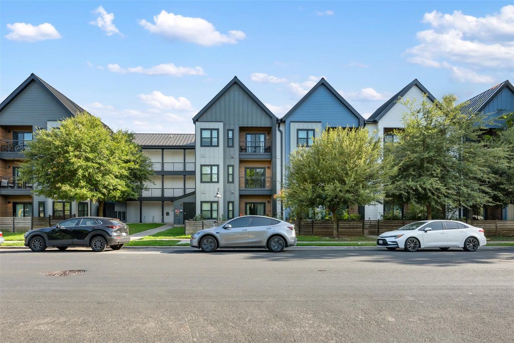 3101 W Govalle Ave 111, Austin, TX 78702