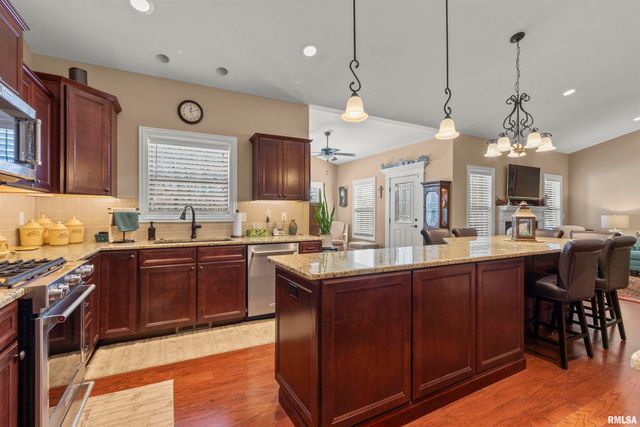 11124 N Tuscany Ridge Court, Dunlap, IL 61525