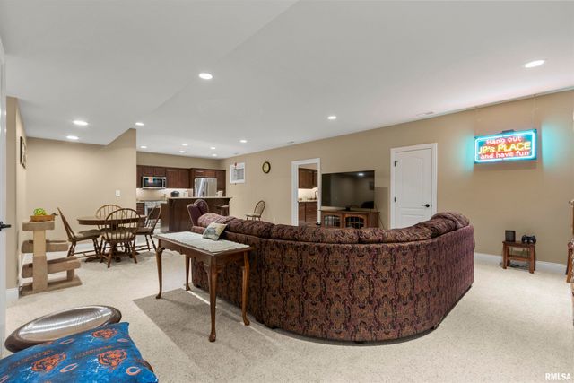 11124 N Tuscany Ridge Court, Dunlap, IL 61525