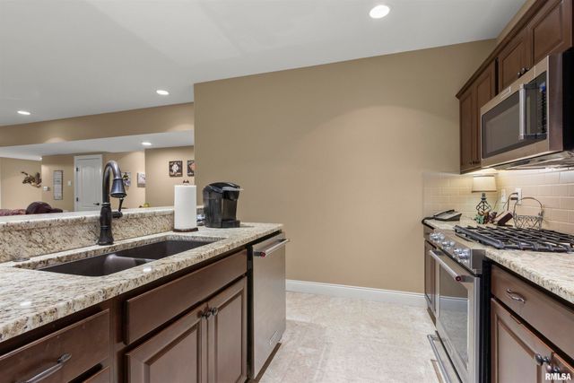 11124 N Tuscany Ridge Court, Dunlap, IL 61525
