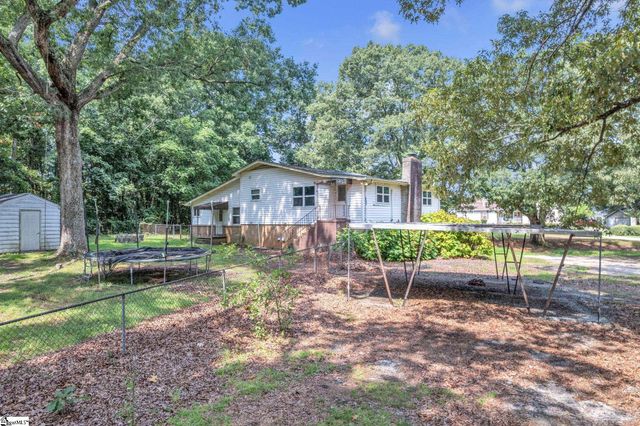 1201 Lakeview Circle, Greer, SC 29651