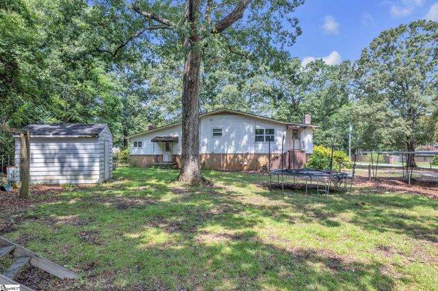 1201 Lakeview Circle, Greer, SC 29651