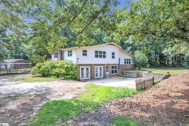 1201 Lakeview Circle, Greer, SC 29651