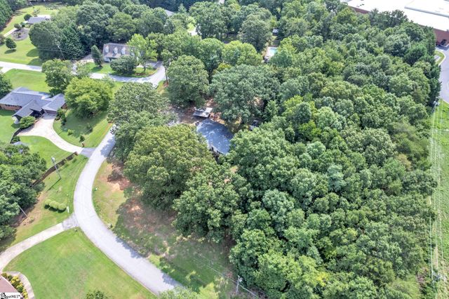 1201 Lakeview Circle, Greer, SC 29651