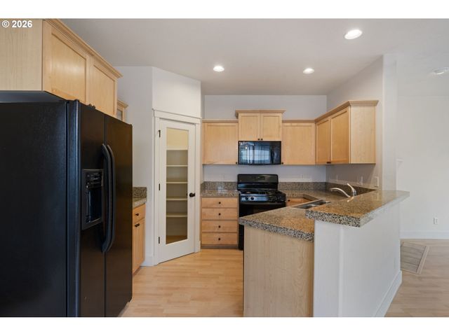 1184 Se ALIKA Ave, Hillsboro, OR 97123