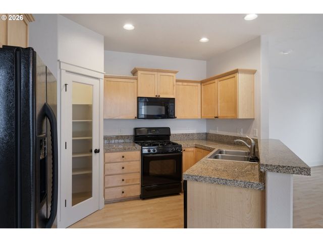 1184 Se ALIKA Ave, Hillsboro, OR 97123