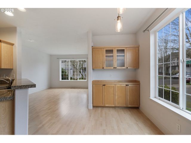 1184 Se ALIKA Ave, Hillsboro, OR 97123