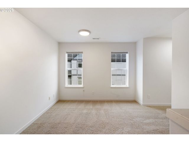 1184 Se ALIKA Ave, Hillsboro, OR 97123