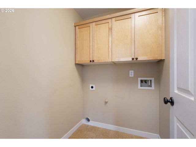 1184 Se ALIKA Ave, Hillsboro, OR 97123