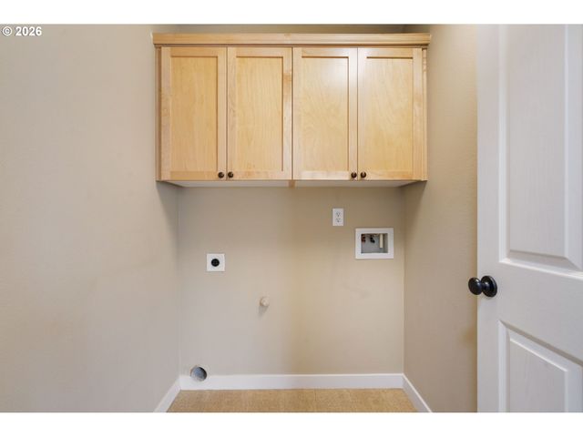 1184 Se ALIKA Ave, Hillsboro, OR 97123