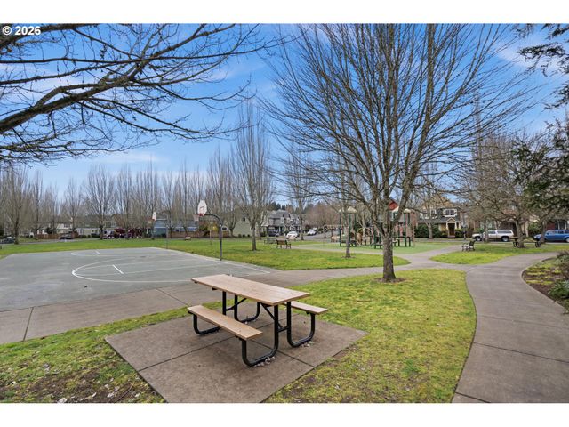 1184 Se ALIKA Ave, Hillsboro, OR 97123