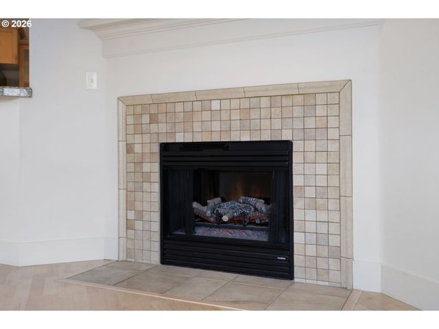 1184 Se ALIKA Ave, Hillsboro, OR 97123