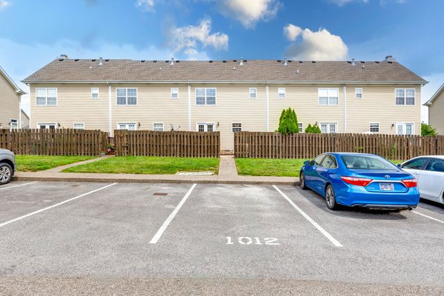 1012 McKenna Dr, Thompsons Station, TN 37179