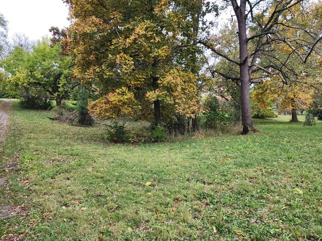 31W184 Wolsfeld Drive, Elgin, IL 60120